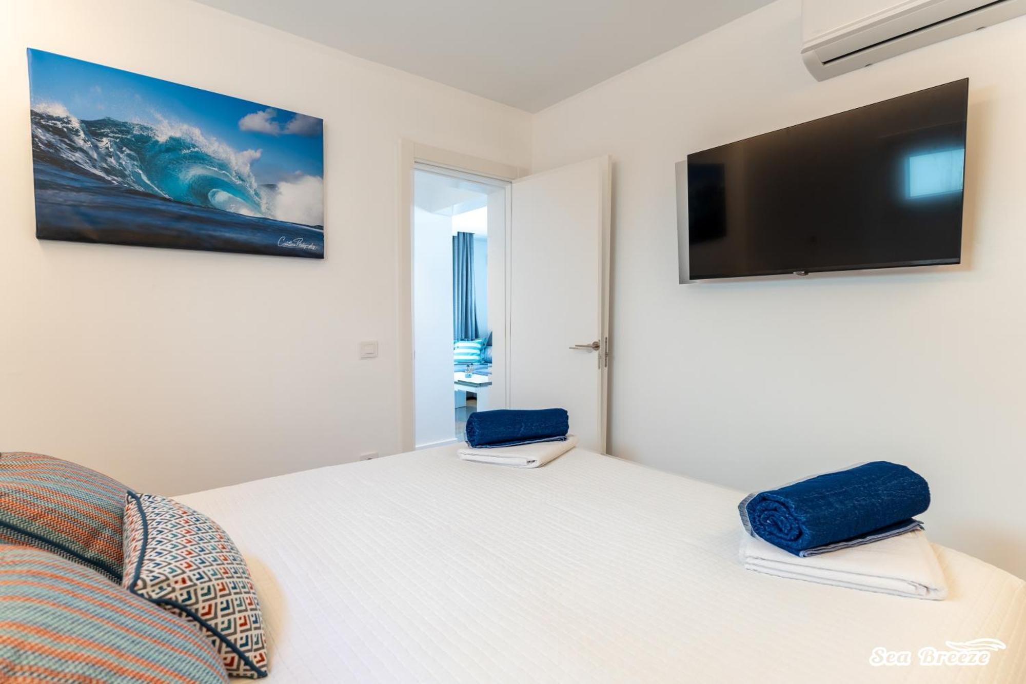 2 Apartments Sea Breeze Famara Bagian luar foto
