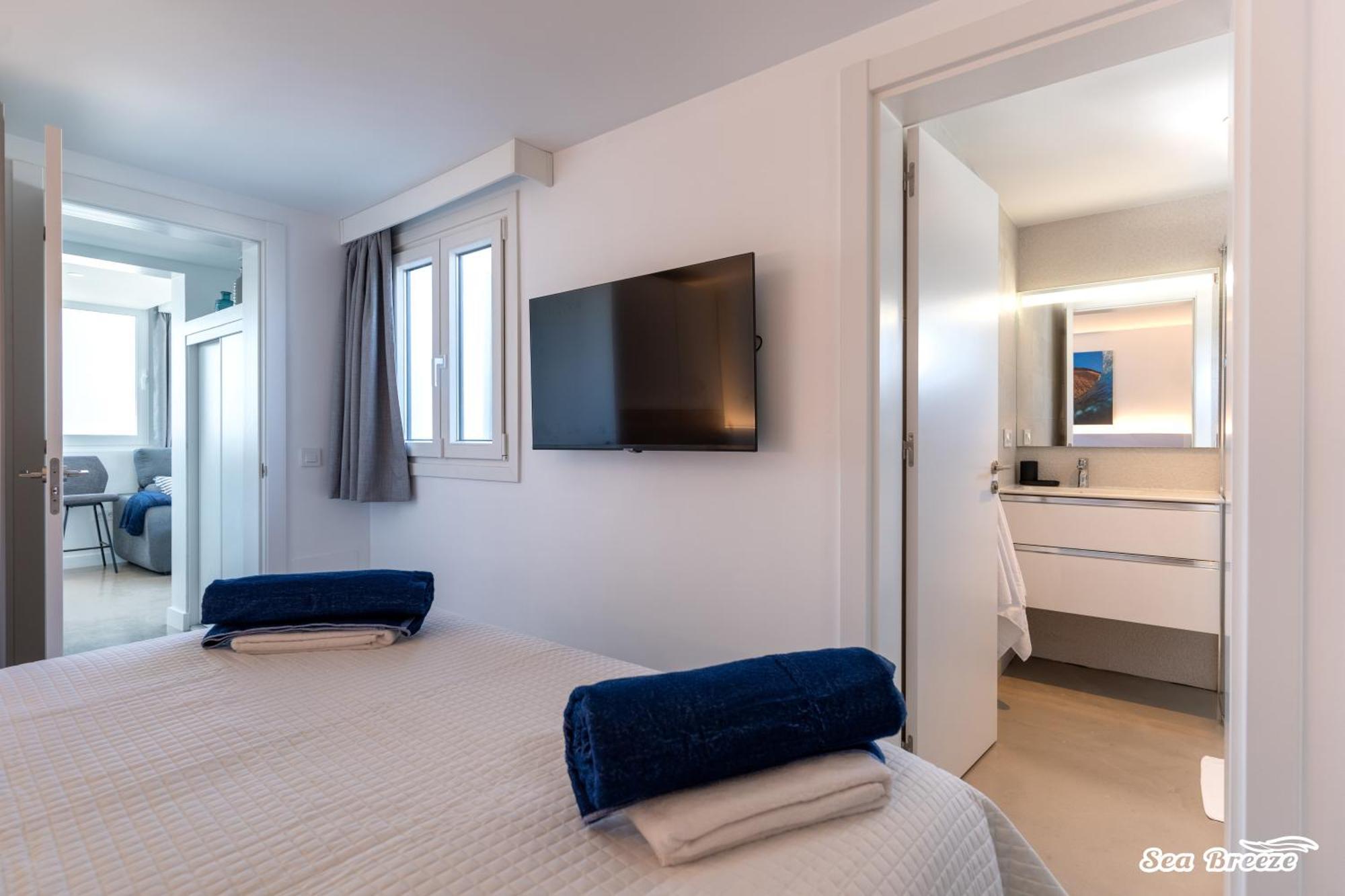 2 Apartments Sea Breeze Famara Bagian luar foto