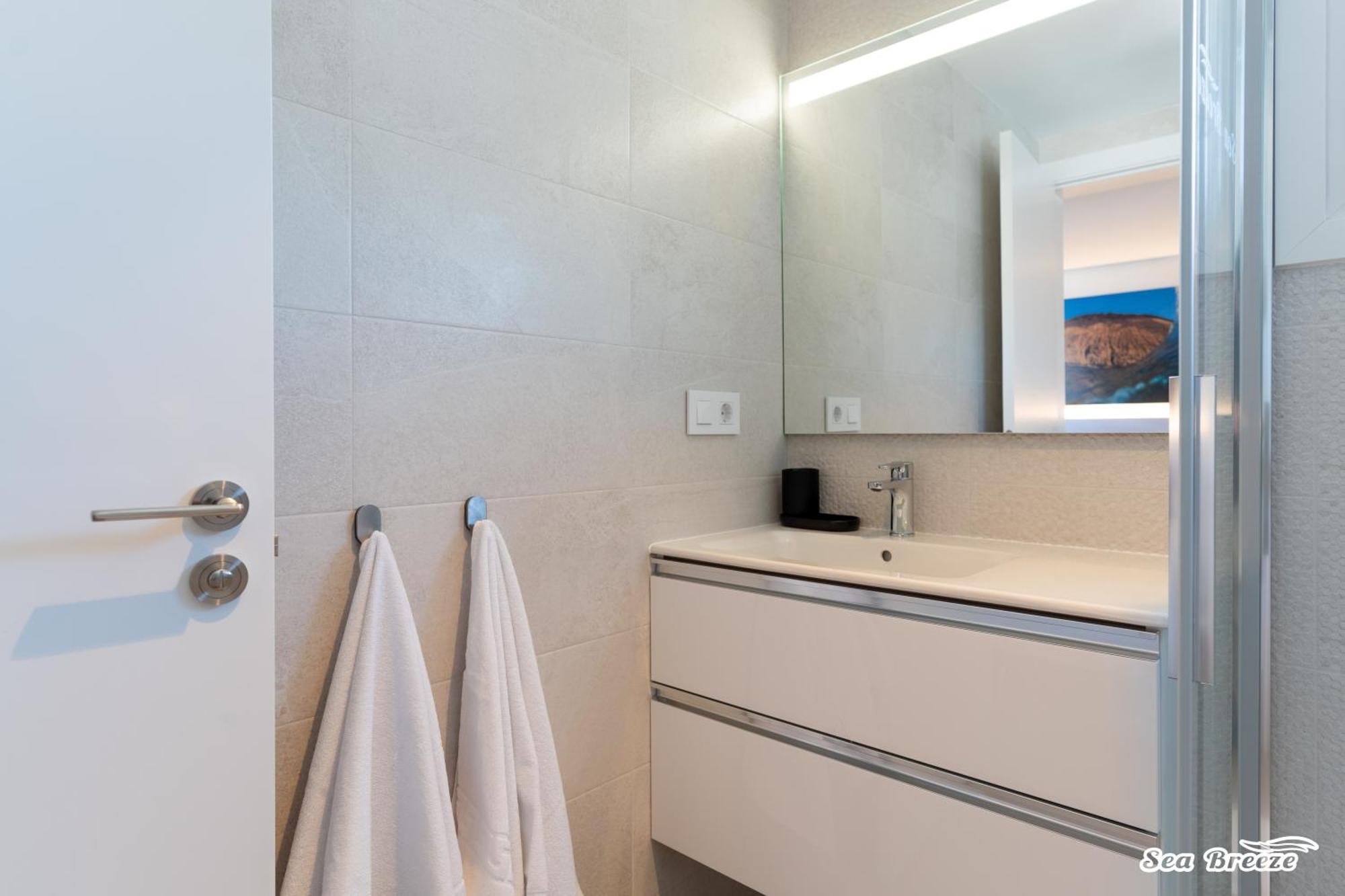 2 Apartments Sea Breeze Famara Bagian luar foto