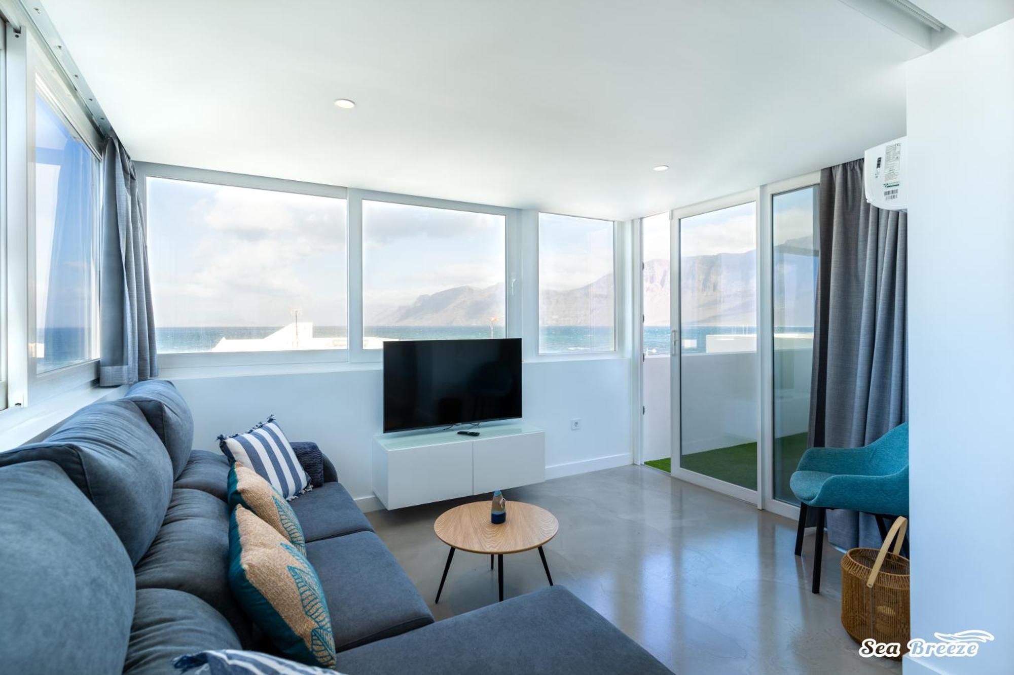 2 Apartments Sea Breeze Famara Bagian luar foto