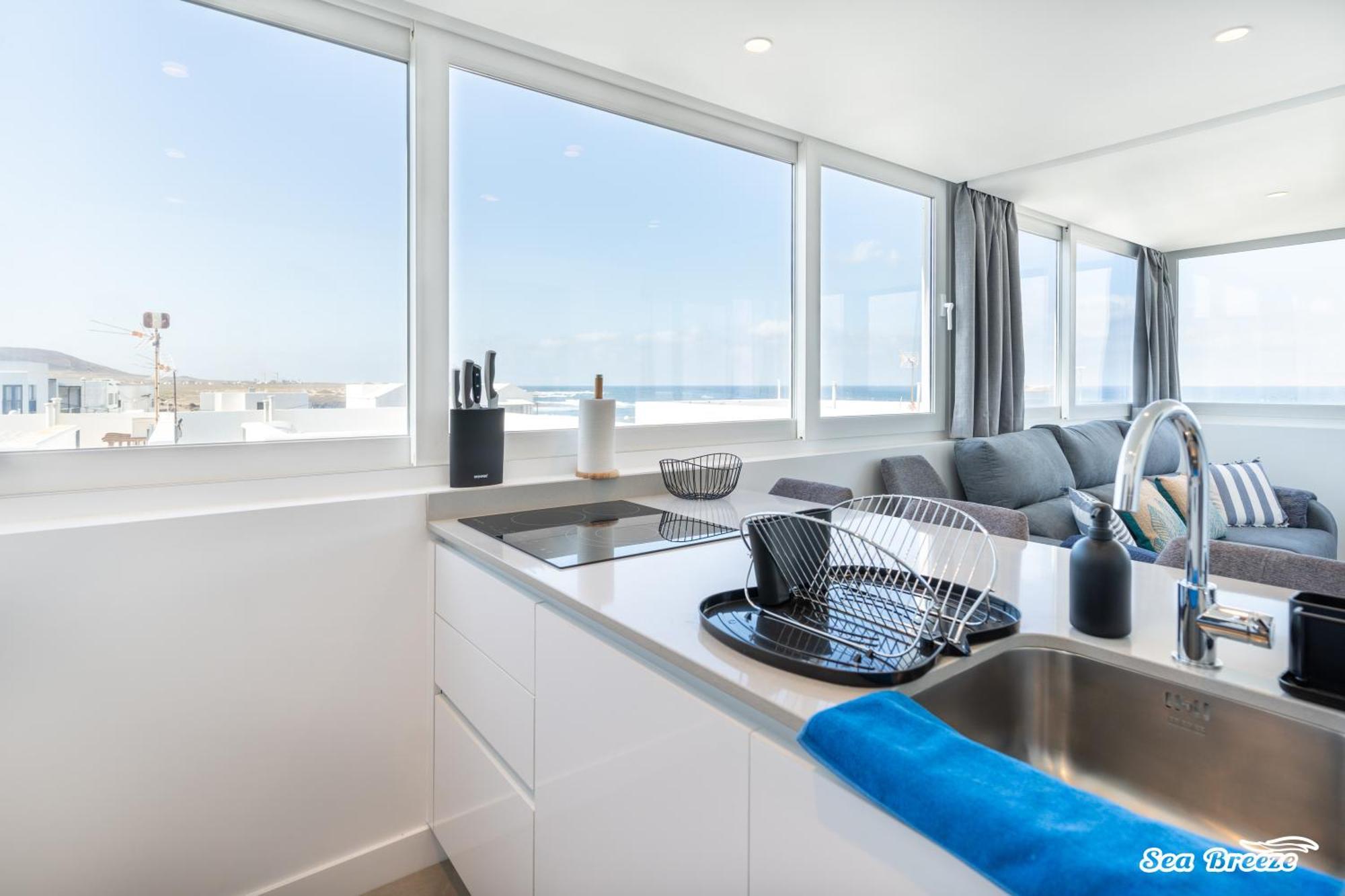 2 Apartments Sea Breeze Famara Bagian luar foto